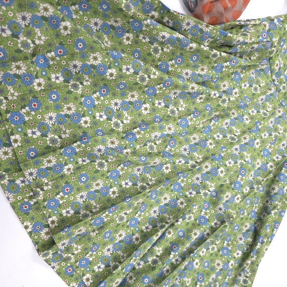 Tory Burch Floral Multi-colored  Sleeveless Pleated Travel Dress. Sz S - Picture 16 of 16